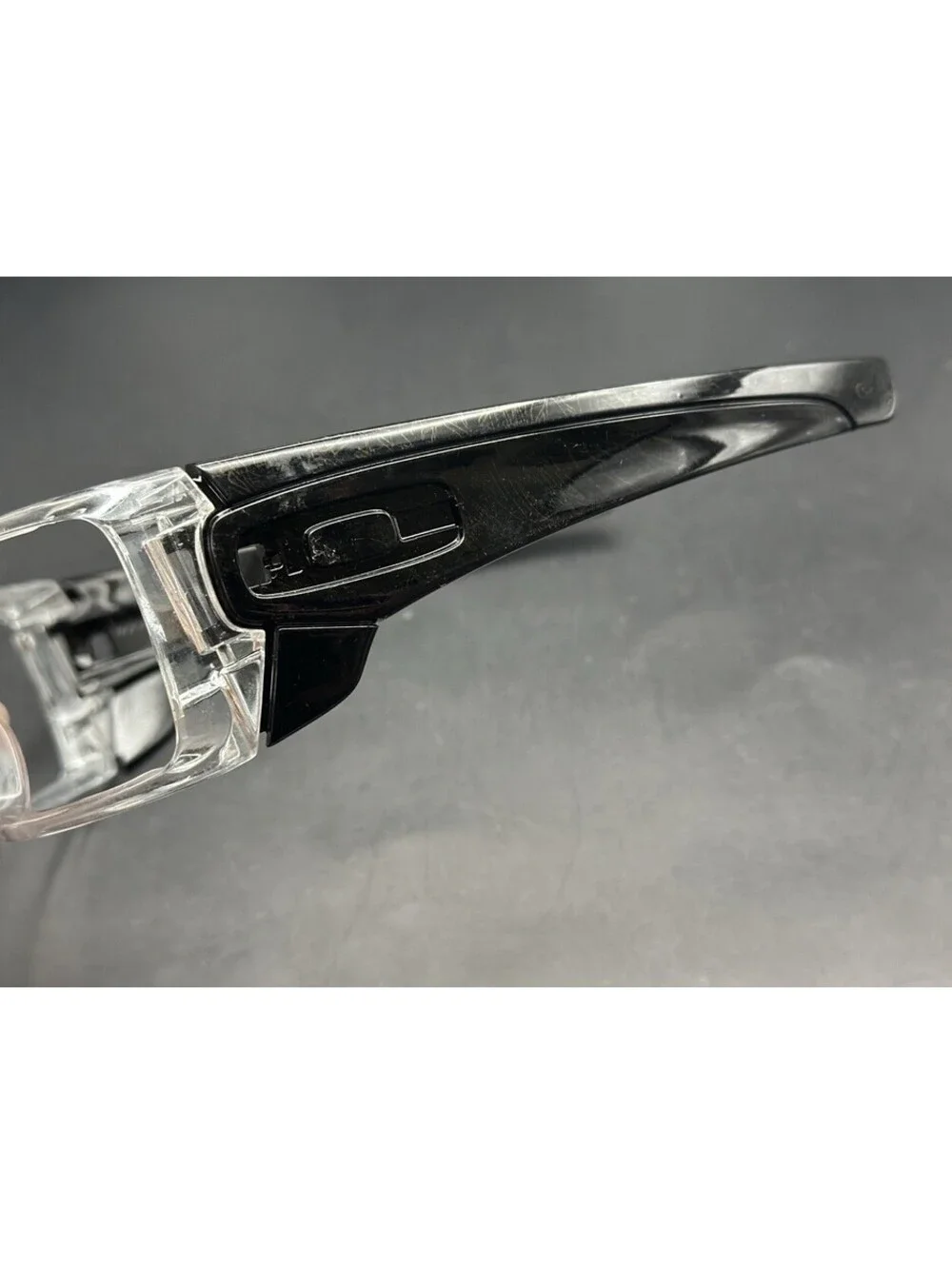 Oakley Batwolf Polished Clear/Black Gold Text Frame